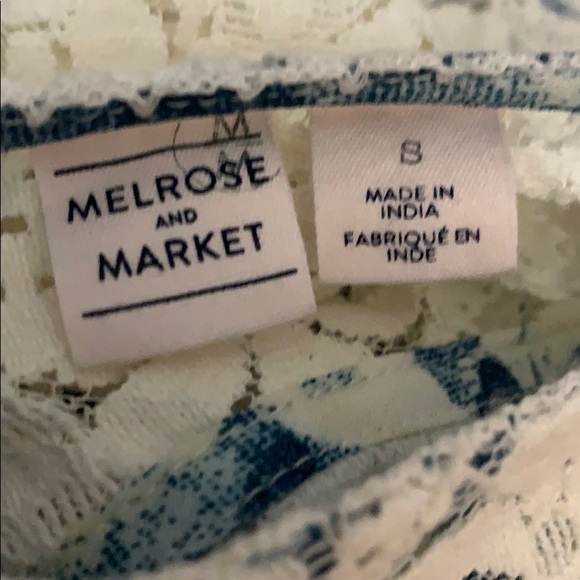 Melrose and Market Lace Open Back Blouse - Picture 5 of 6